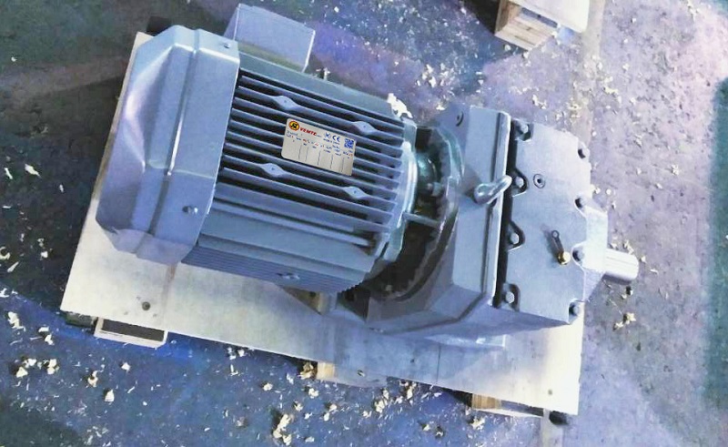 2.2KW電機減速箱,40比減速機，絲杠升降機減速機.jpg